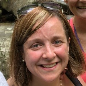 Meet your Posher, Holly